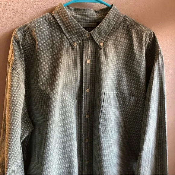 American Eagle Outfitters Casual Green/Navy/Cream Plaid Button-down Shirt. Large - Picture 2 of 12